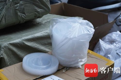 小吃店快遞包裹暗藏玄機(jī)，海口執(zhí)法順藤摸瓜查獲近4萬違禁塑料制品